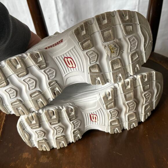 Skechers Womens D Lite 11931EW White Casual Shoes Sneakers Size 8 Wide Fit - Picture 3 of 8